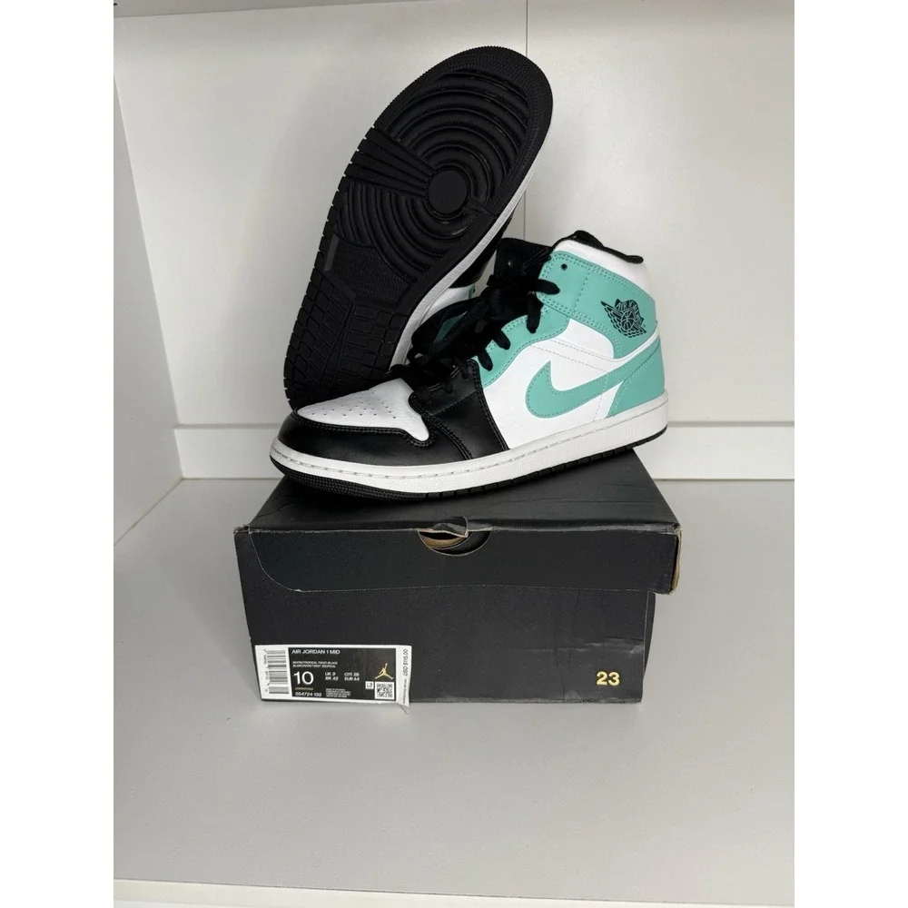 Air Jordan 1 Mid Tropical Twist Sz 10
